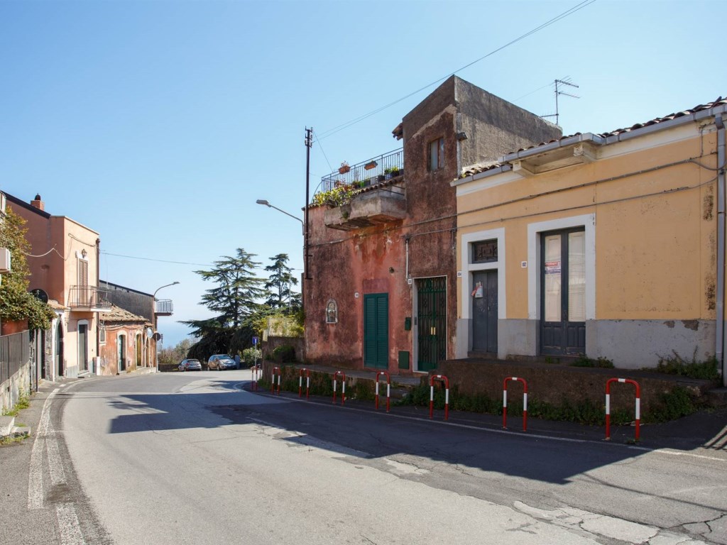 Casa Indipendente in vendita a San Gregorio di Catania via rua di sotto 102