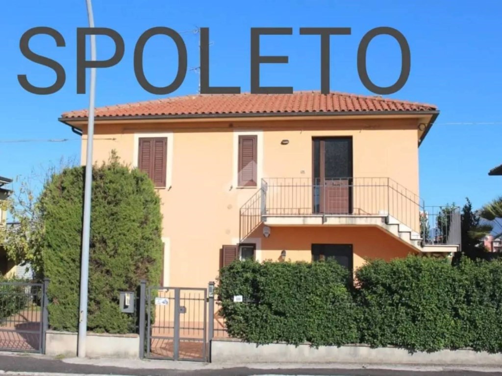 Appartamento in vendita a Spoleto via Giorgio Ambrosoli