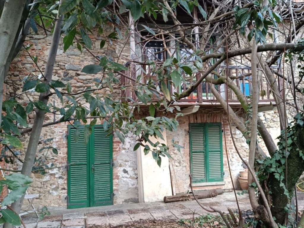 Casa Indipendente in vendita a Rocca Canavese via Levone
