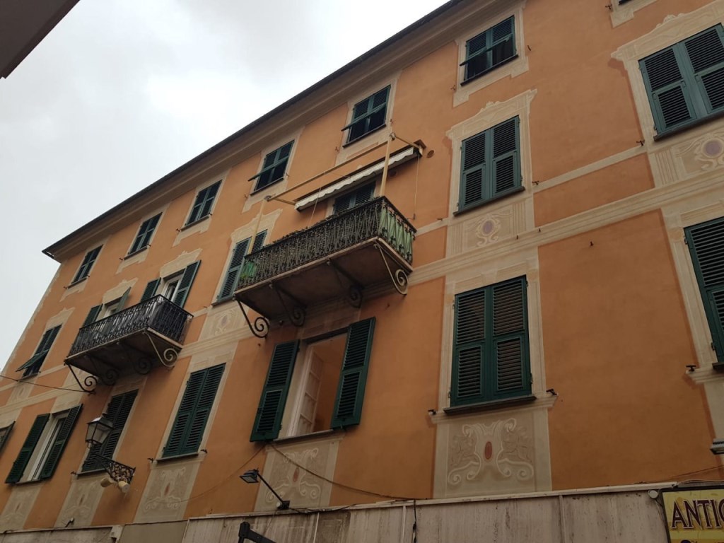 Appartamento in vendita a Rapallo corso Goffredo Mameli, 56
