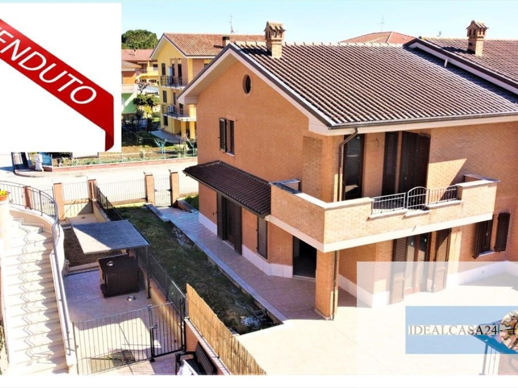 Casa Indipendente in vendita a Tolentino tolentino Via Massimo d'Antona