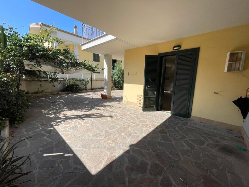 Villa a Schiera in vendita a Terracina via anxur, 55