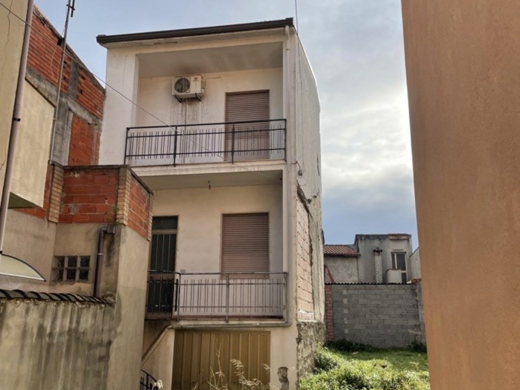 Casa Indipendente in vendita a Terralba terralba roma,56