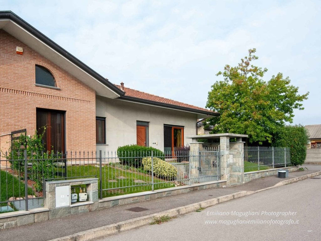 Villa Bifamiliare in vendita a Dairago dairago milano,1