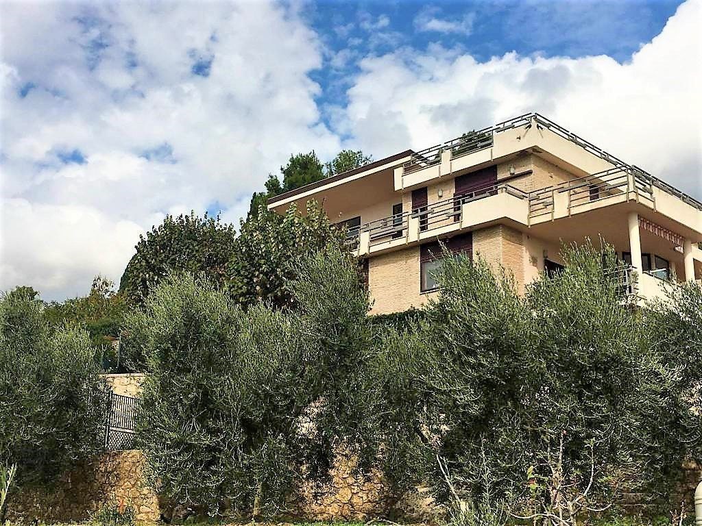 Villa in vendita a Formia castellonorato