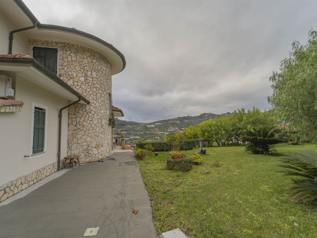 Villa in vendita a Vallecrosia