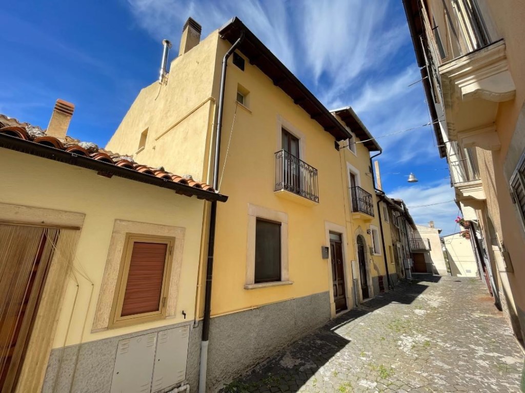 Casa Indipendente in vendita a Barisciano barisciano Alpino,24
