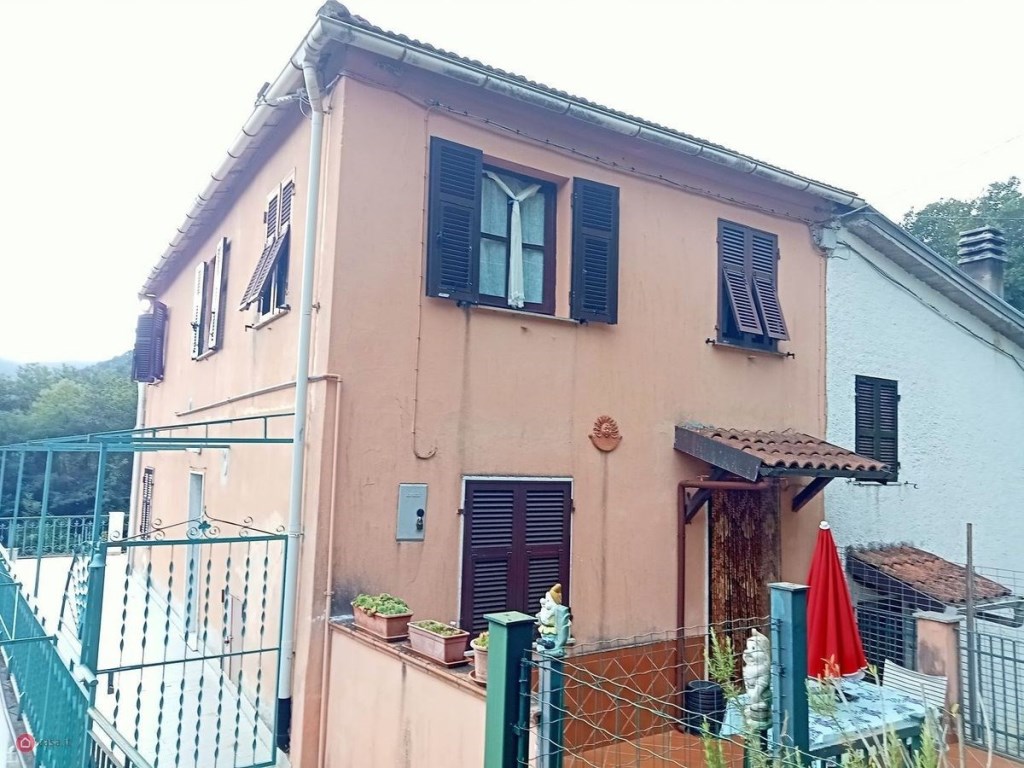 Appartamento in vendita a Sesta Godano