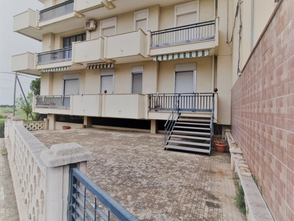 Appartamento in vendita a Grottaglie via Pio xii, 45