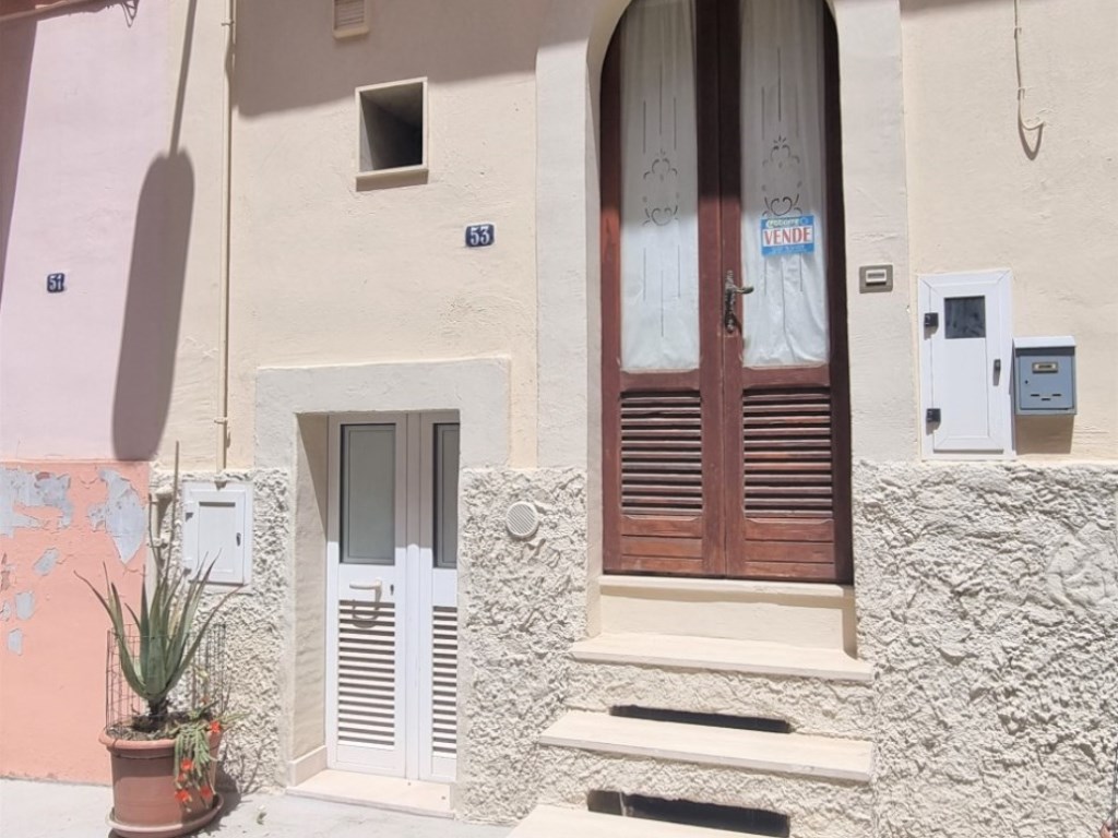 Casa Indipendente in vendita a Grottaglie via napoli, 55