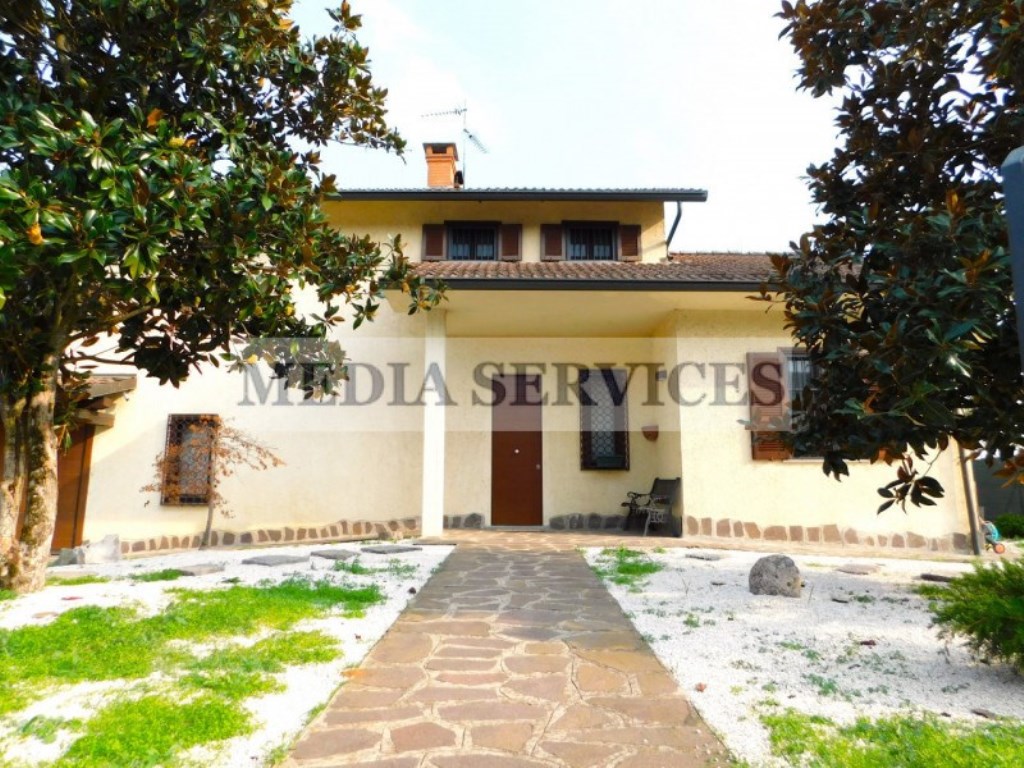 Villa in vendita a Gropello Cairoli via Fausto Coppi n° 37
