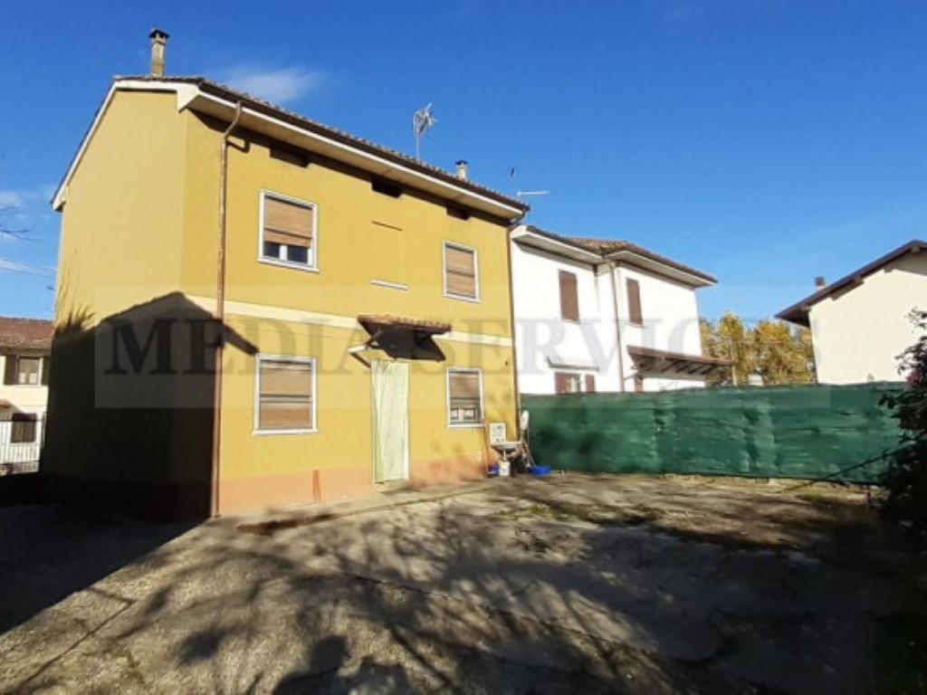Casa Indipendente in vendita a Gropello Cairoli via Roma n° 35