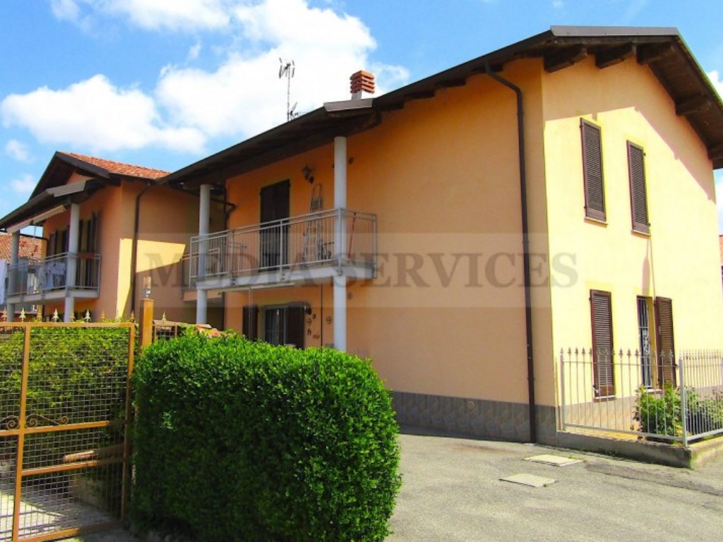 Appartamento in vendita a Sannazzaro de' Burgondi via Roma n° 35
