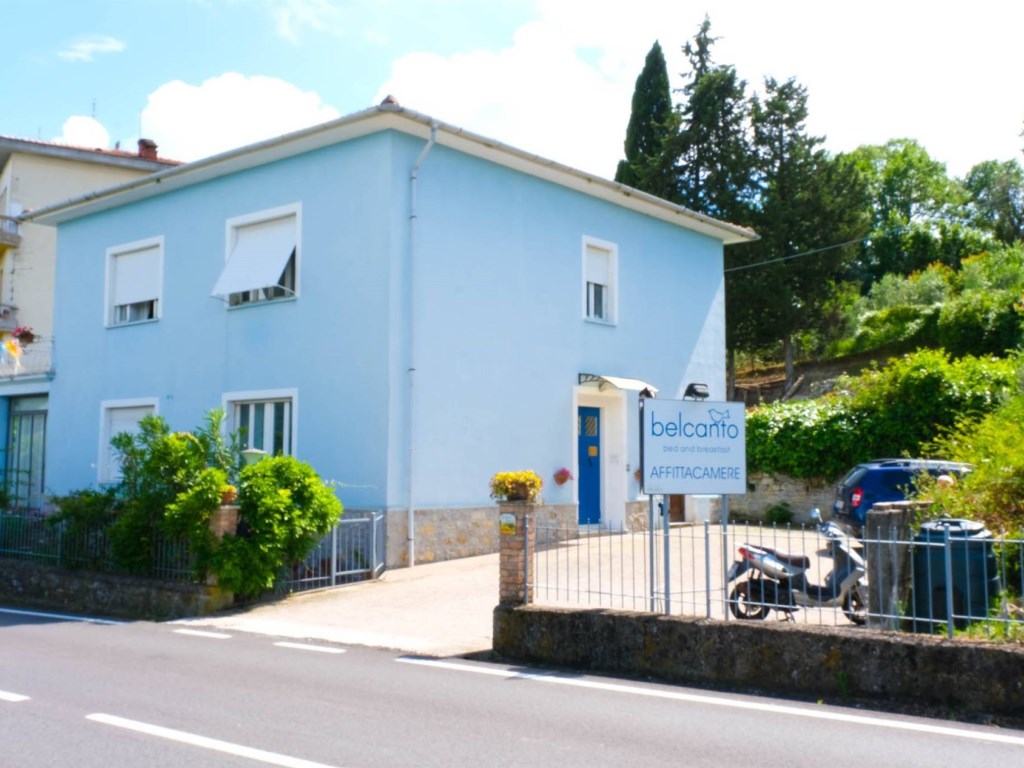 Villa in vendita a Pomarance via e. Fermi 12