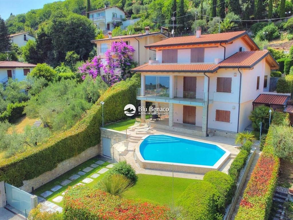 Villa in vendita a Toscolano-Maderno via Caronte