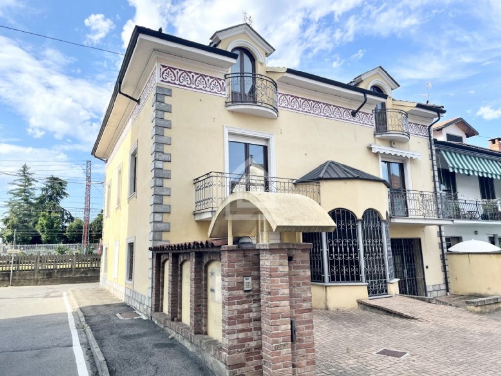 Appartamento in vendita a Chivasso via Antonio Bertola 8