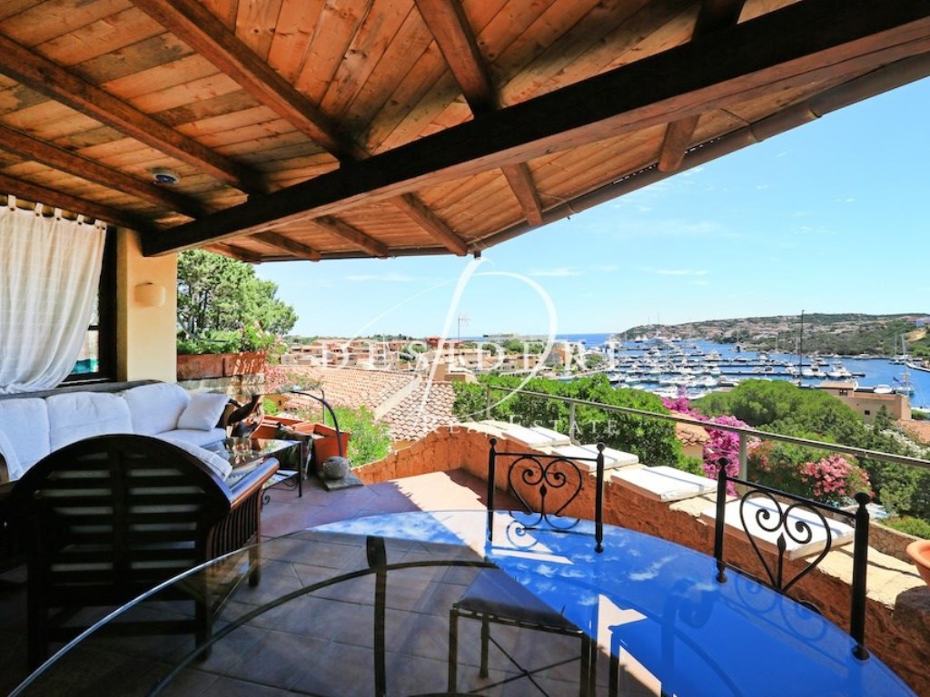 Villa a Schiera in vendita ad Arzachena marina di Porto Cervo