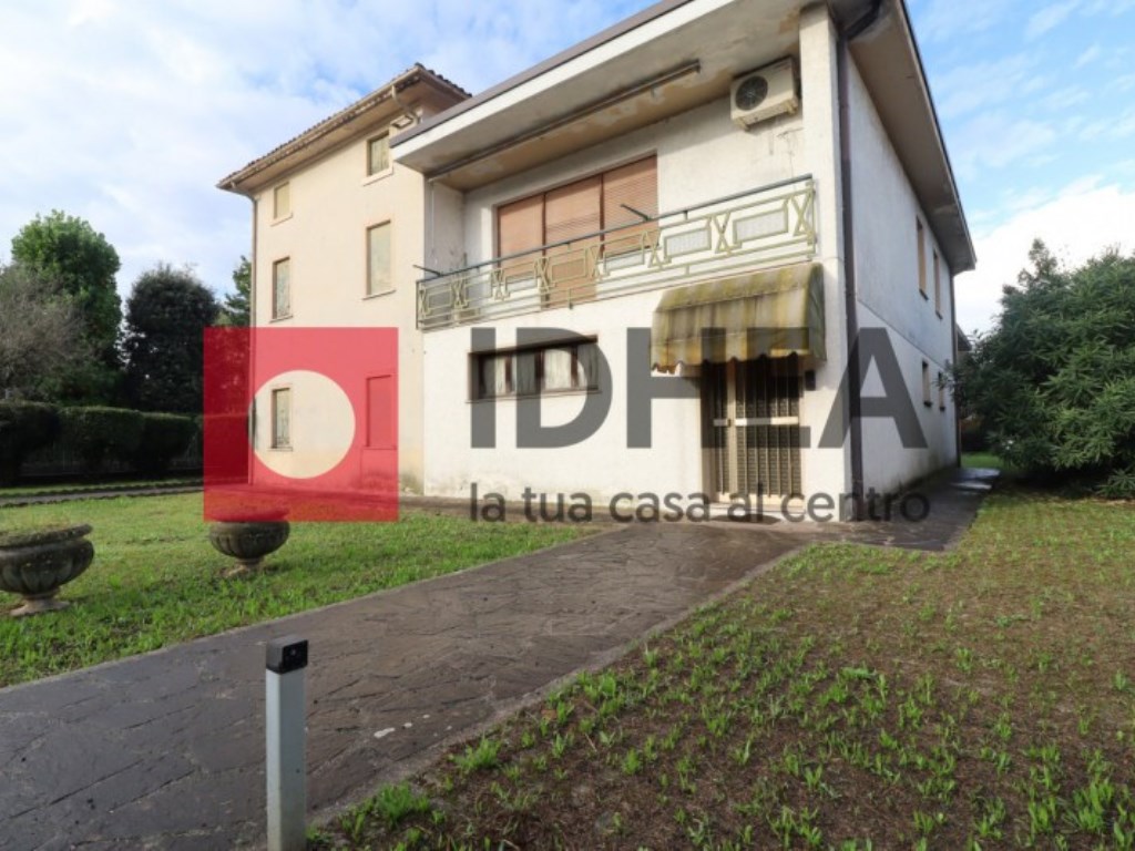 Casa Indipendente in vendita a Spresiano via Dei Giuseppini