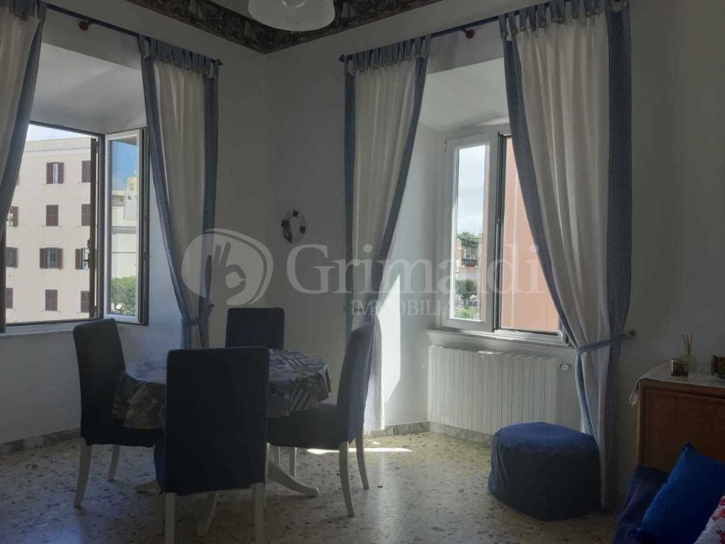 Appartamento in affitto ad Anzio via Porto Innocenziano, 2
