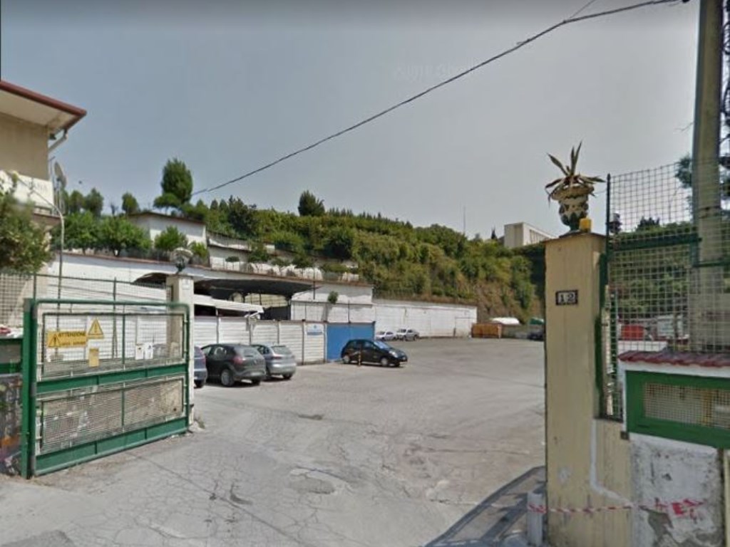 Magazzino in affitto a Salerno via Carlo Gatti, snc