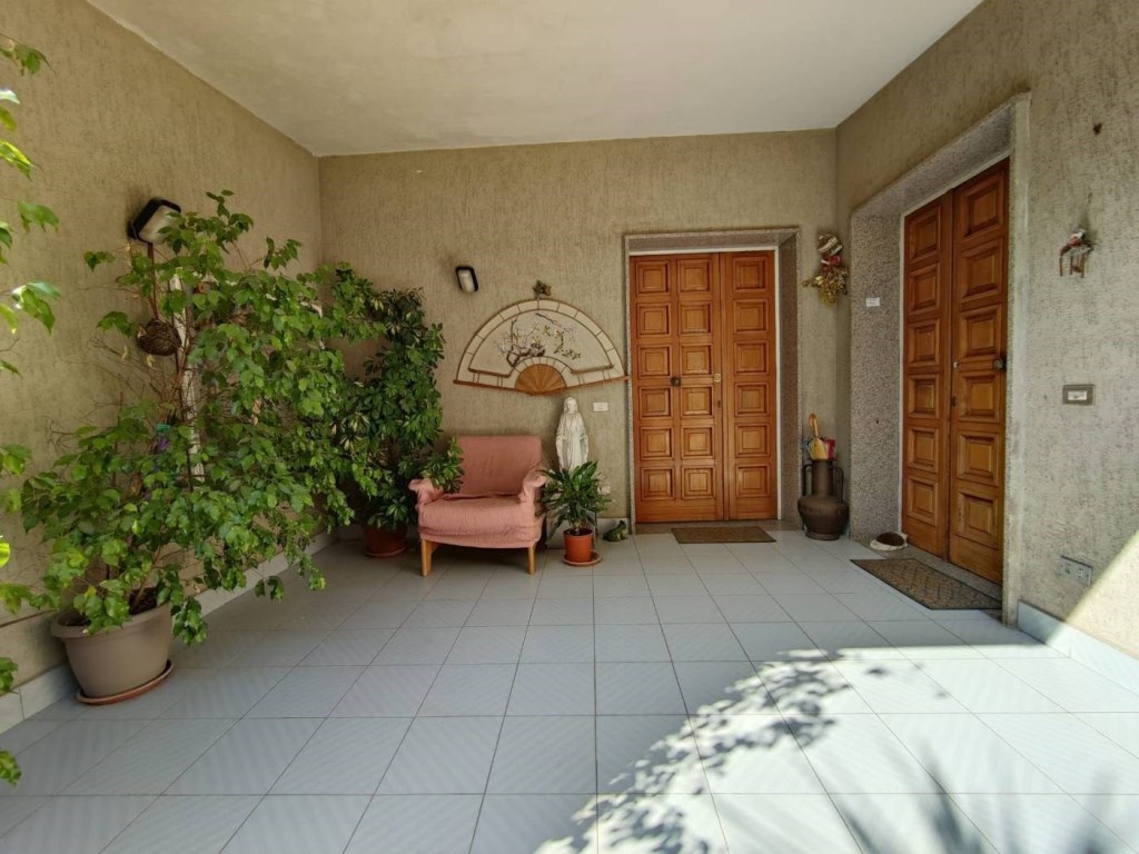 Villa Bifamiliare in vendita a Nola via San Francesco d'Assisi