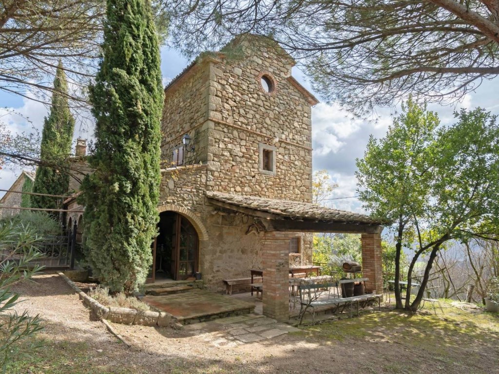 Casale in vendita a Città di Castello frazione San Zeno a Poggio