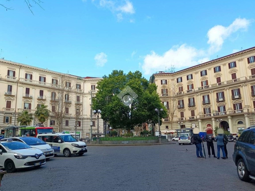 Appartamento in vendita a Napoli via Gian Lorenzo Bernini, 58