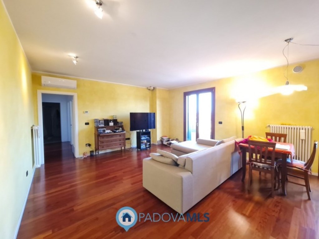 Appartamento in vendita a Padova via ca' Rasi