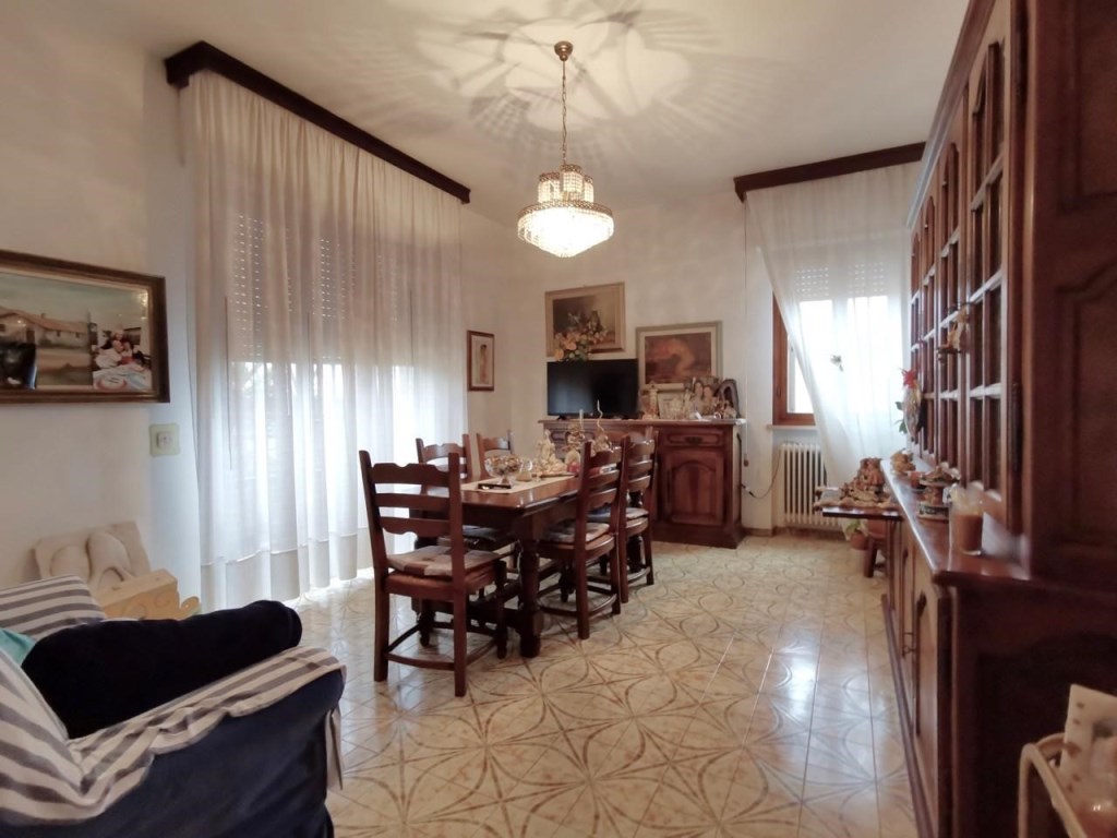 Appartamento in vendita a San Giuliano Terme via Ulisse Dini Gello, 44