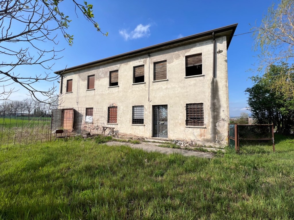 Villa Bifamiliare in vendita a Ospedaletto Euganeo ospedaletto Euganeo roma est,95