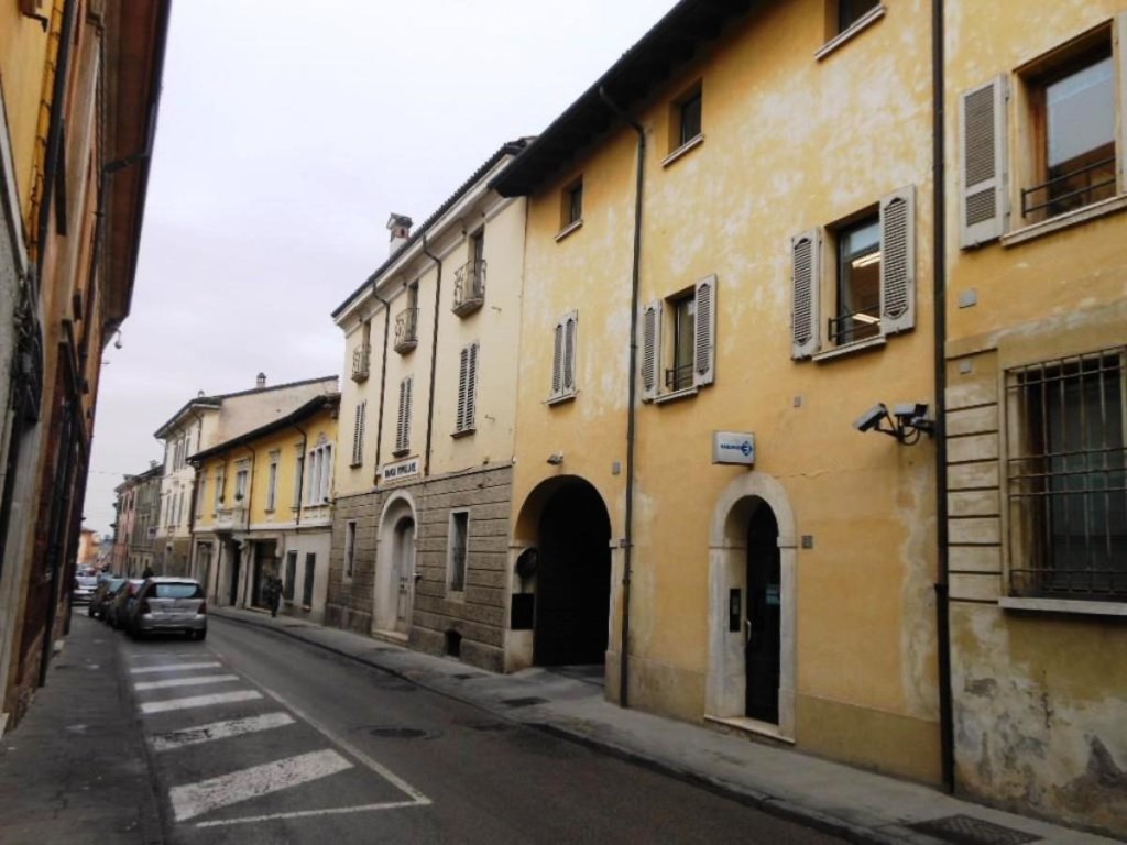 Appartamento in vendita a Castiglione delle Stiviere castiglione delle Stiviere Garibaldi,41