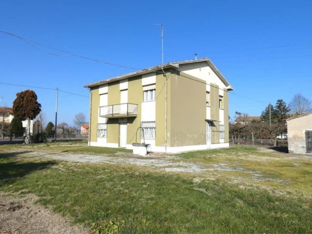 Casa Indipendente in vendita ad Alfonsine via Raspona