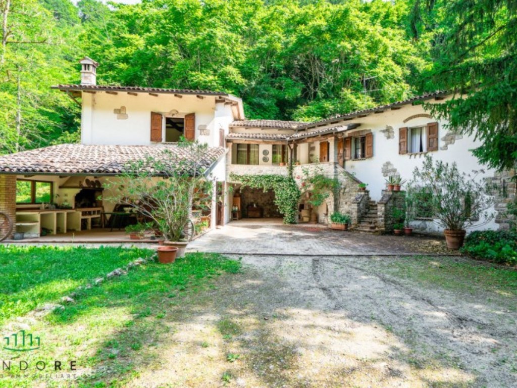 Villa in vendita a Marzabotto via porrettana nord