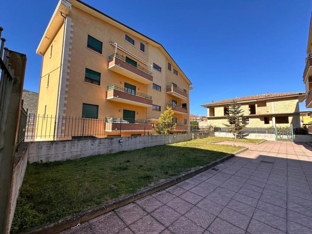 Appartamento in vendita ad Avezzano avezzano San Francesco,400