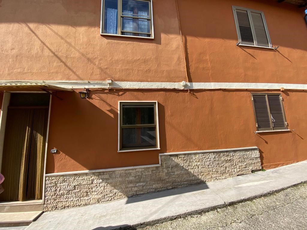 Appartamento in vendita ad Avezzano avezzano Fracassi,21
