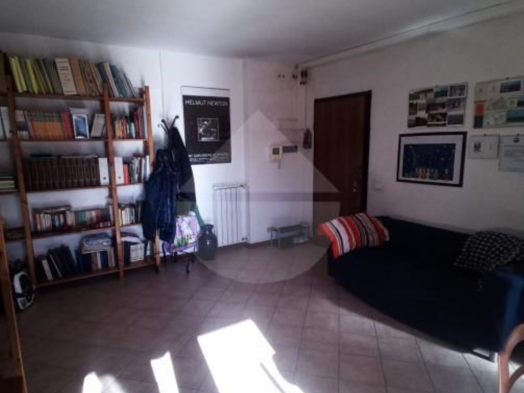 Appartamento in vendita a Tivoli via Italo Calvino,