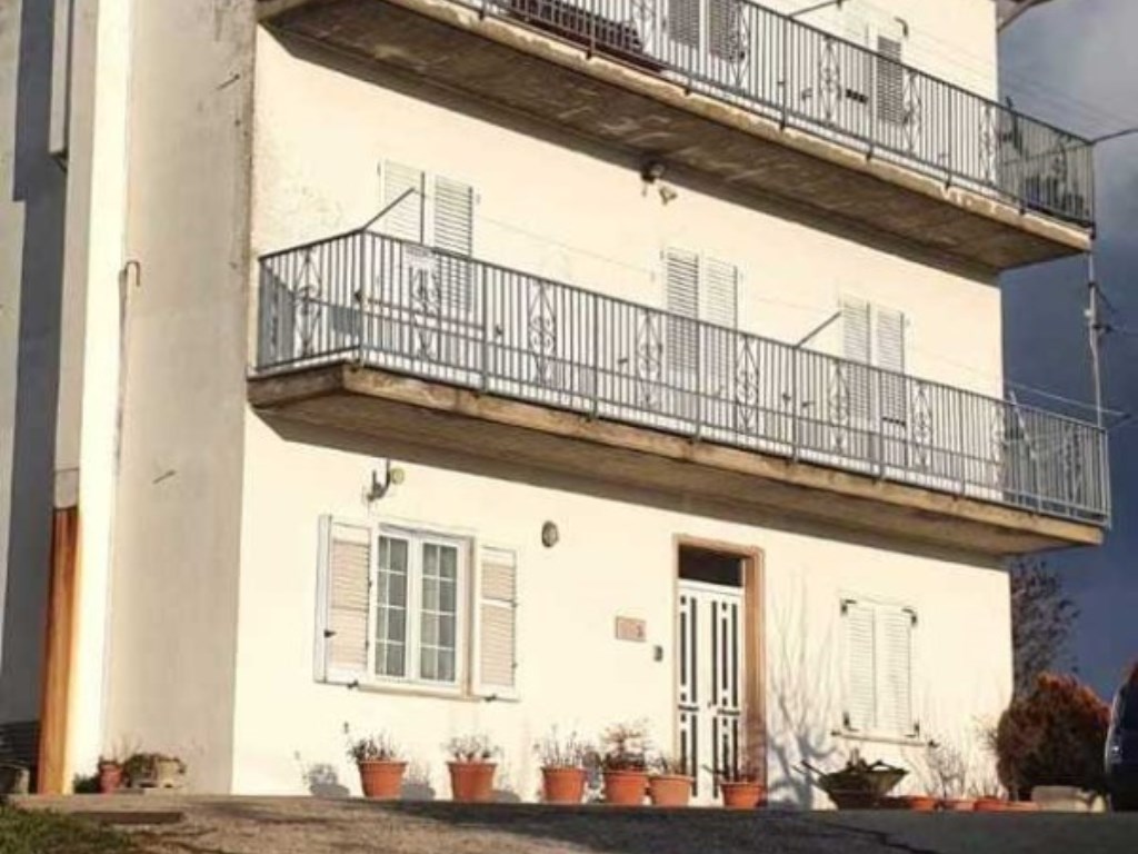 Appartamento in vendita a Vallata via del Tramonto, 7