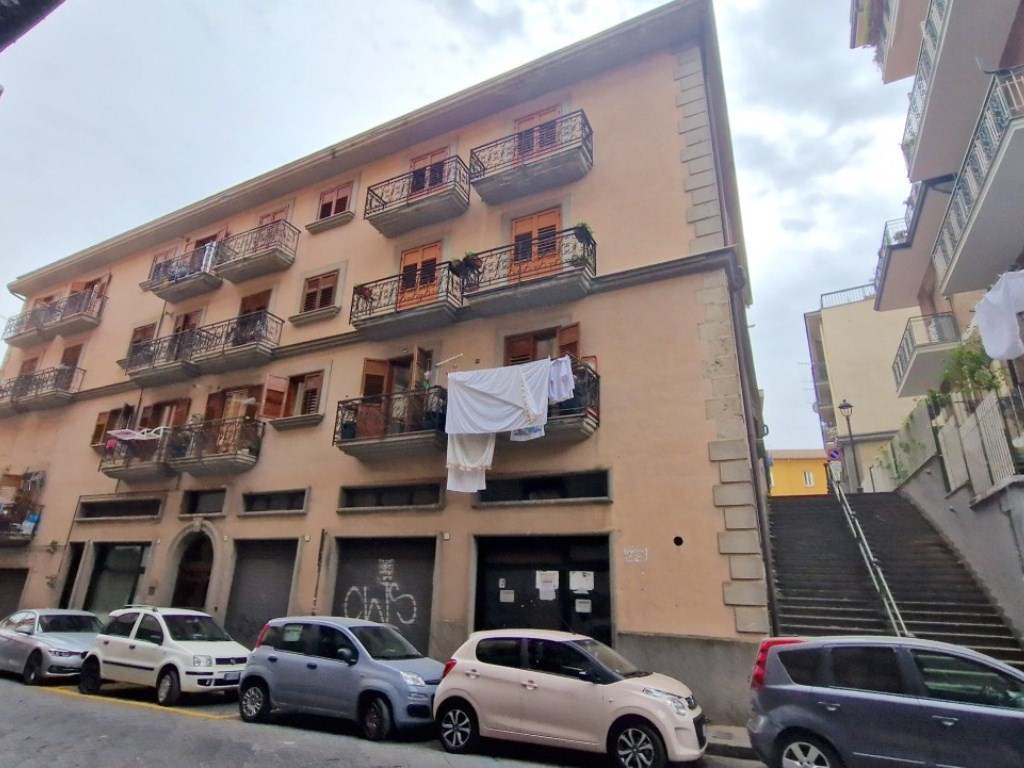 Appartamento in vendita ad Avellino via Luigi Amabile, 13