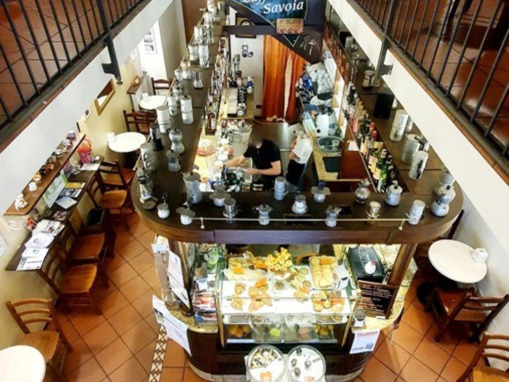 Bar in vendita a Pinerolo pinerolo savoia,39