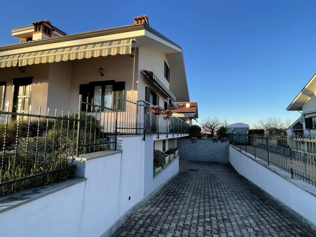 Villa in vendita ad Airasca airasca valdo fusi,37
