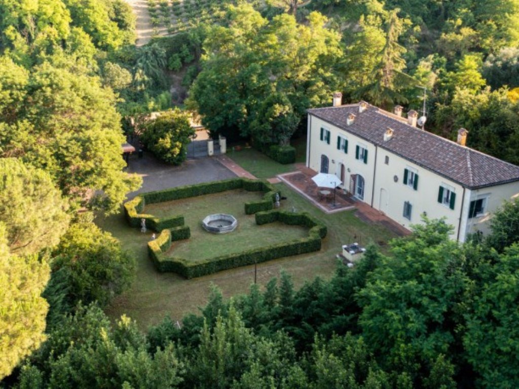 Villa in vendita a Cesena via san carlo