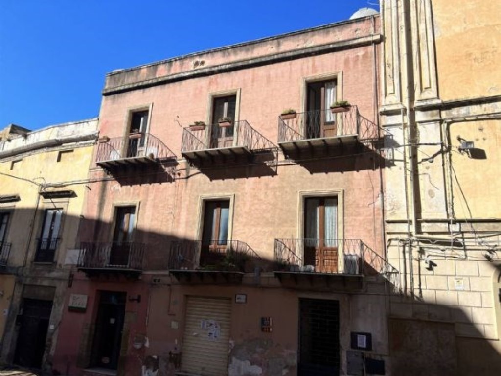 Appartamento in vendita a Sciacca via Roma 26