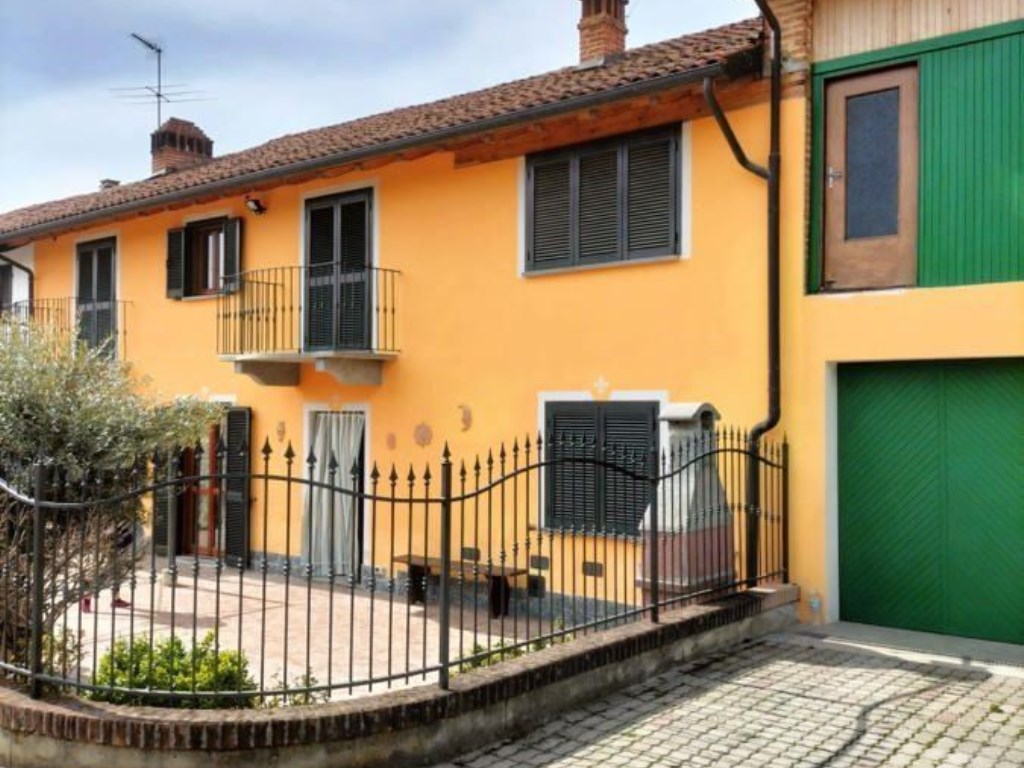 Casa Semindipendente in vendita a Quattordio via Piepasso