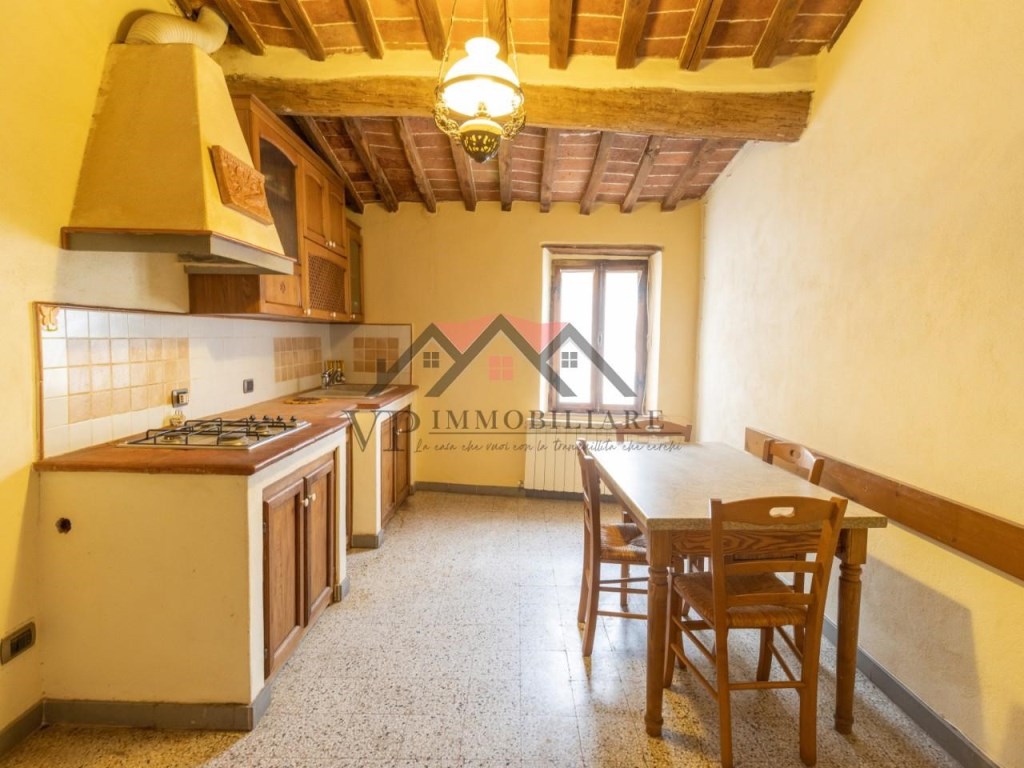Appartamento in vendita a Monterotondo Marittimo via Licurgo Bardelloni, 32