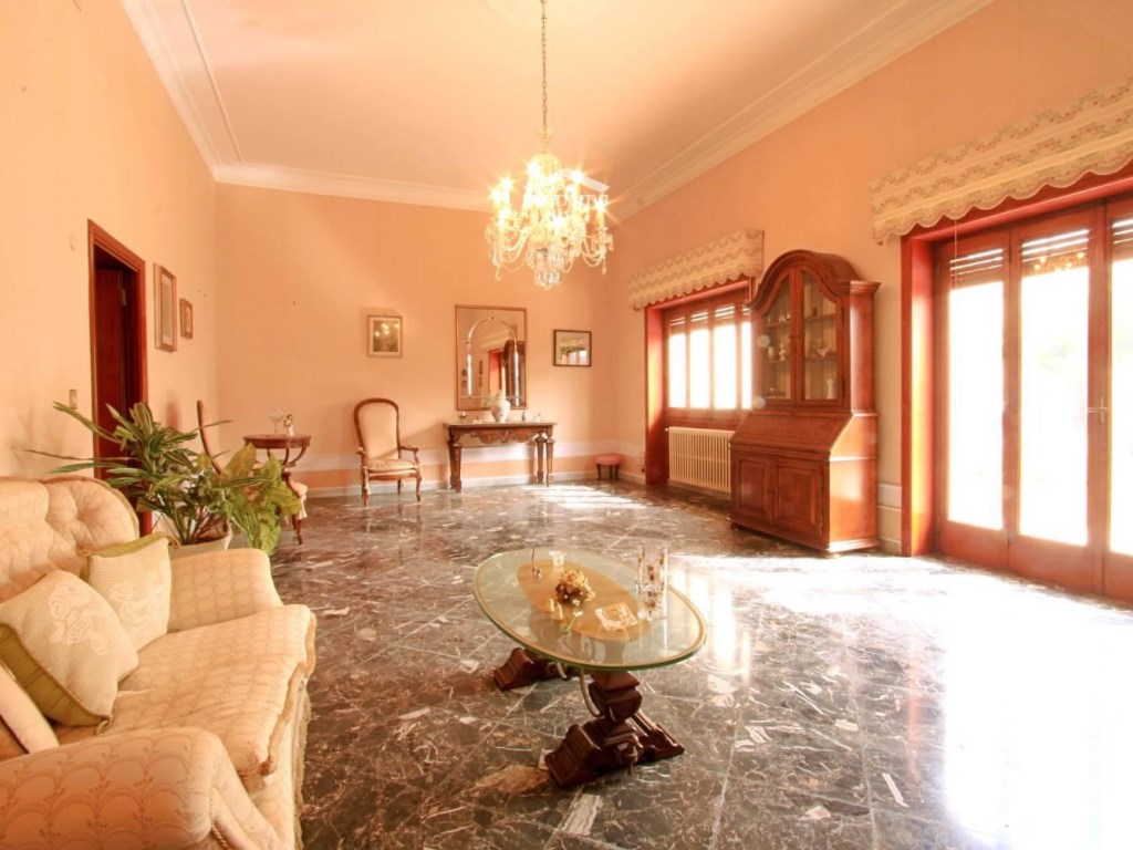 Villa Bifamiliare in vendita a Squinzano squinzano Pio X,11