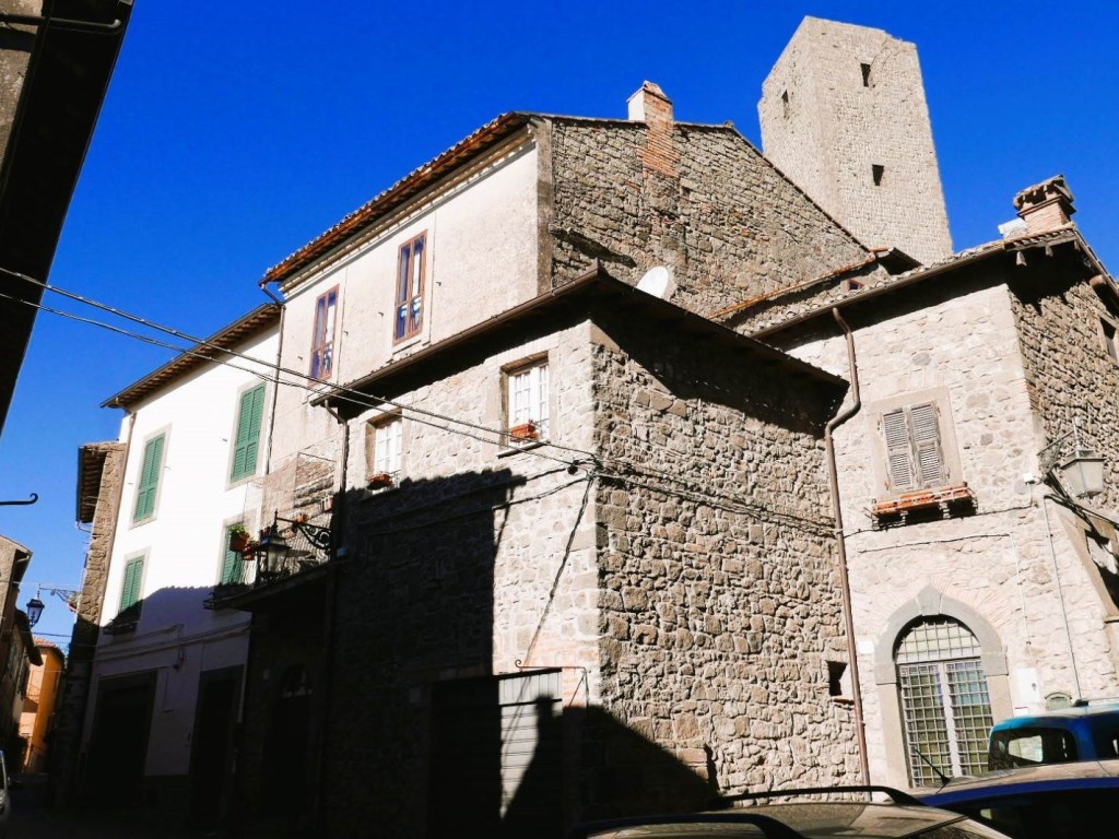 Casa Semindipendente in vendita a Montefiascone via XXIV Maggio