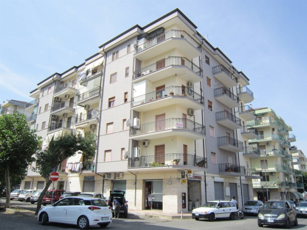 Appartamento in vendita a Corigliano-Rossano via pietro nenni 8