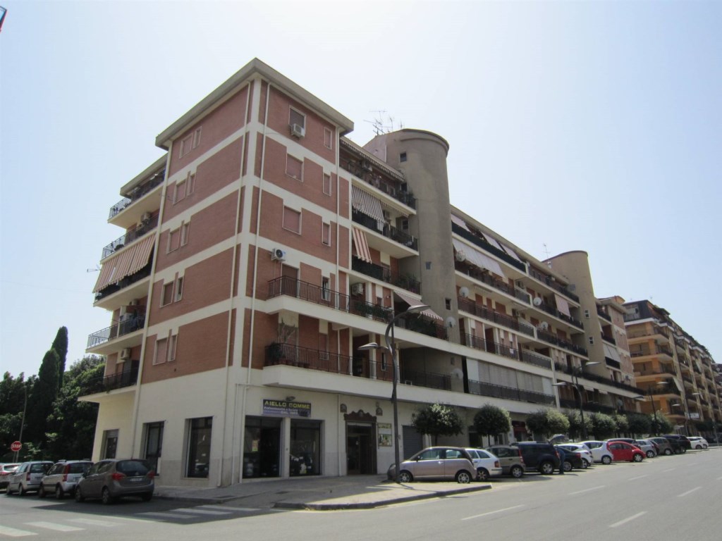 Appartamento in vendita a Corigliano-Rossano viale l. De rosis 62