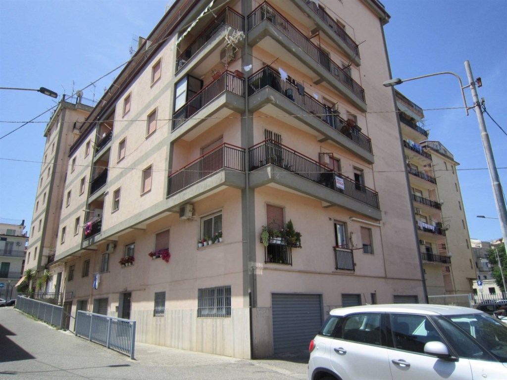 Appartamento in vendita a Corigliano-Rossano via rossini 13
