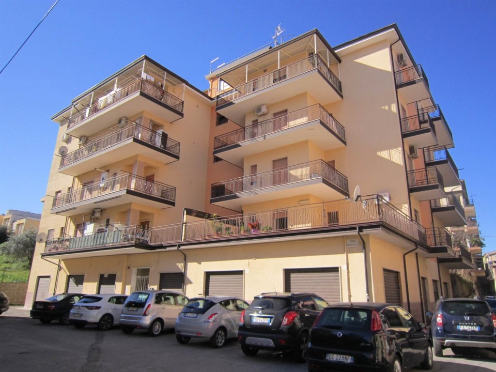 Appartamento in vendita a Corigliano-Rossano largo mantova 4